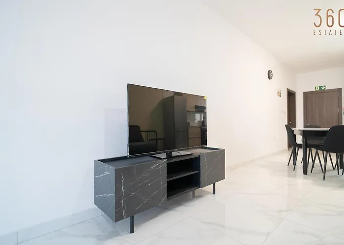 Lejlighed Spacious 1br With Comfortable Bed With Wifi & Ac Żabbar
