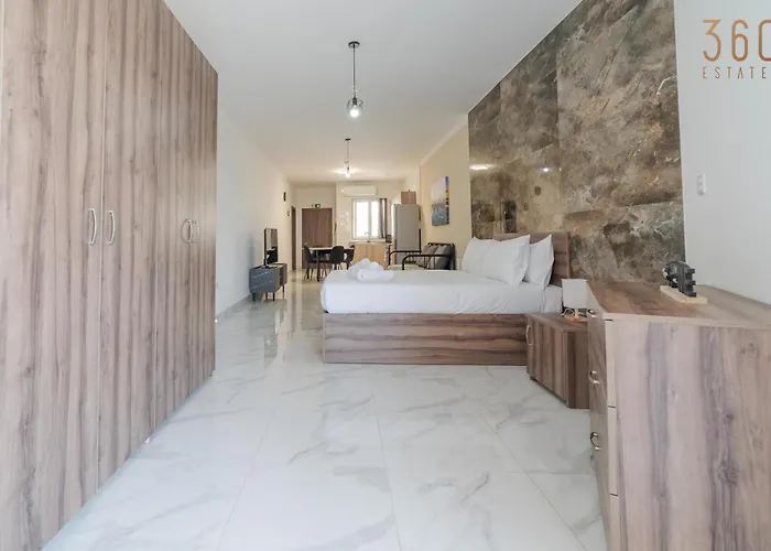 Διαμέρισμα Spacious 1br With Comfortable Bed With Wifi & Ac *